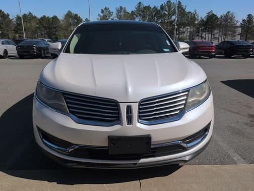White Platinum Tri-Coat Metallic 2016 Lincoln MKX Reserve