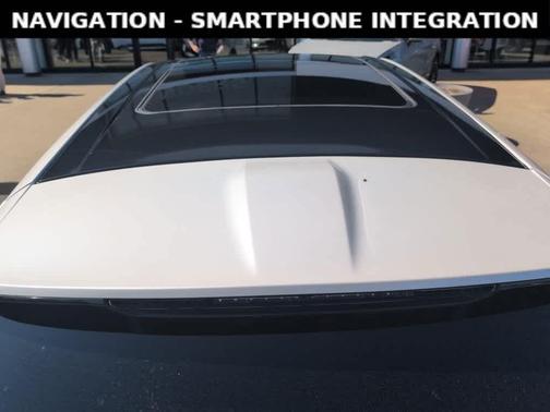 White Platinum Tri-Coat Metallic 2016 Lincoln MKX Reserve