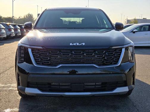 Ebony Black 2026 Kia Sorento LX