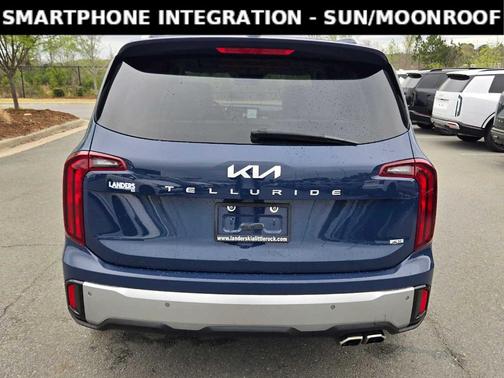 Midnight Black 2023 Kia Telluride S