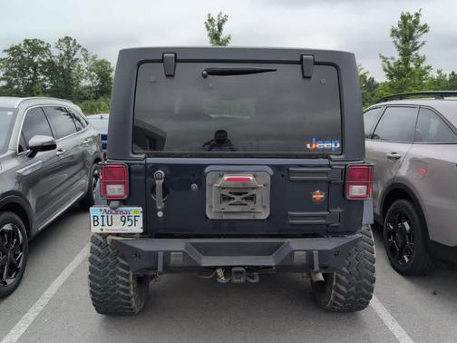 True Blue Pearl 2013 Jeep Wrangler Unlimited Freedom Edition