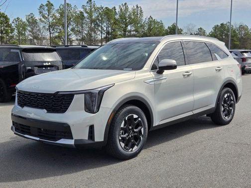 Ivory Silver 2026 Kia Sorento S