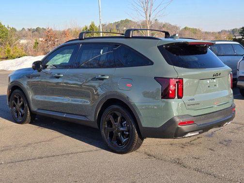 Green 2026 Kia Sorento Plug-In Hybrid X-LINE SX PRESTIGE
