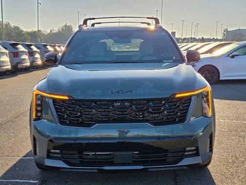 Green 2026 Kia Sorento Plug-In Hybrid X-LINE SX PRESTIGE