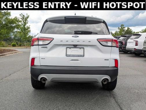 2021 Ford Escape SE
