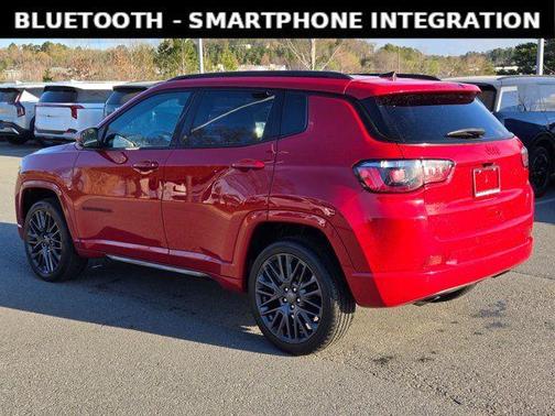 2023 Jeep Compass (RED) Edition