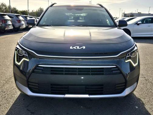 Gray 2026 Kia Niro EX