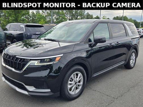 Aurora Black Pearl 2024 Kia Carnival LX