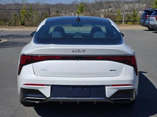 Snow White Pearl 2026 Kia K5 GT-Line