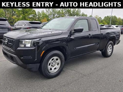 2022 Nissan Frontier S