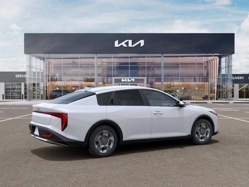 White Pearl 2026 Kia K4 LX
