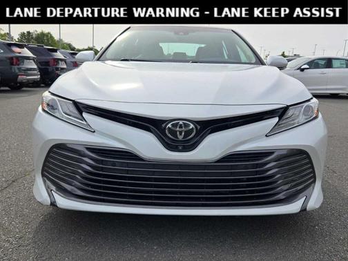 Desert Wind 2018 Toyota Camry XLE