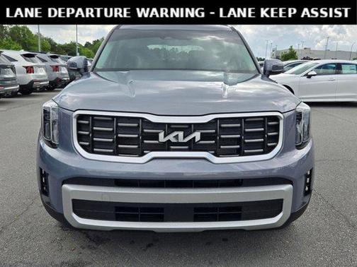 Everlasting Silver 2025 Kia Telluride S