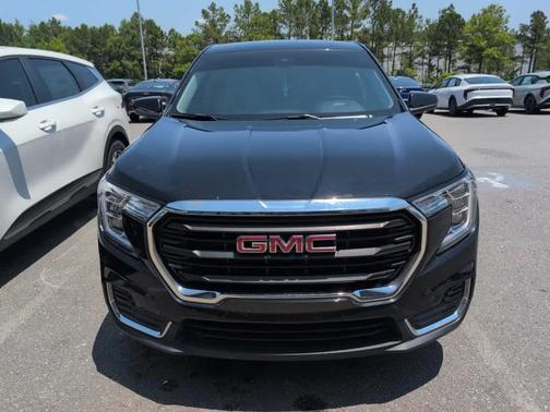 Ebony Twilight Metallic 2024 GMC Terrain SLE