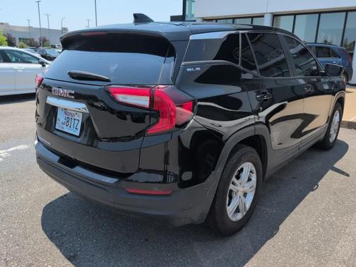 Ebony Twilight Metallic 2024 GMC Terrain SLE
