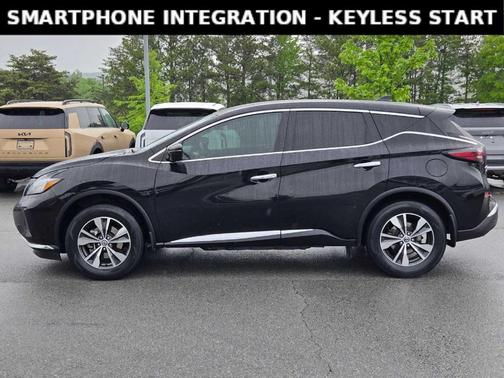 Black 2020 Nissan Murano S
