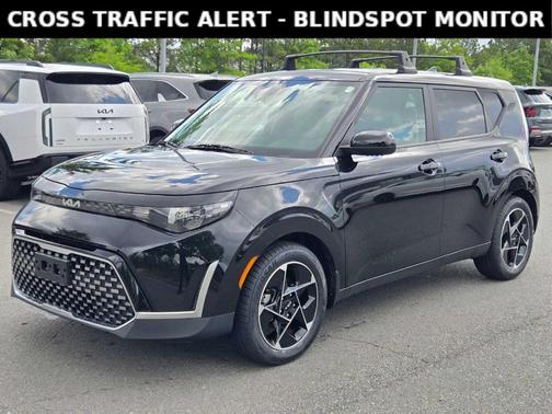 Fusion Orange 2023 Kia Soul EX