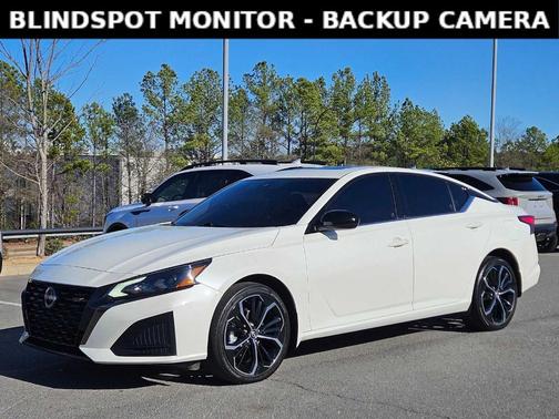 2023 Nissan Altima 2.5 SR