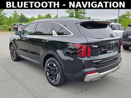 Ebony Black 2025 Kia Sorento S
