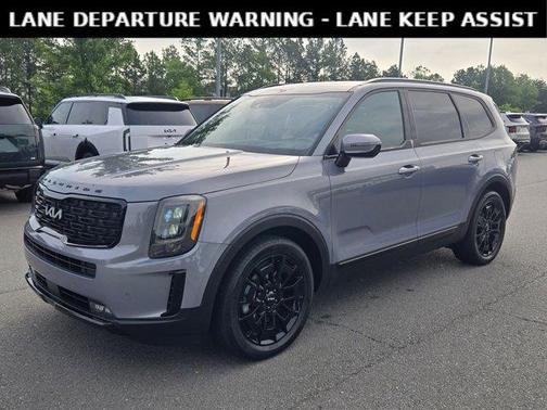 Everlasting Silver 2022 Kia Telluride SX