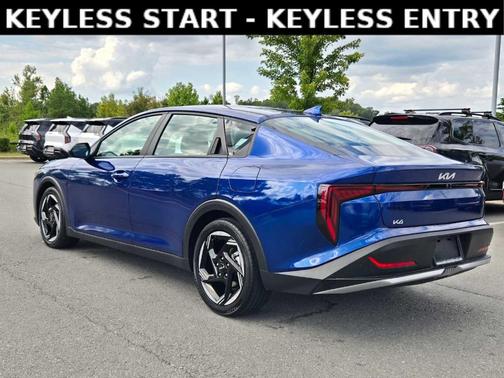 2025 Kia K4 EX