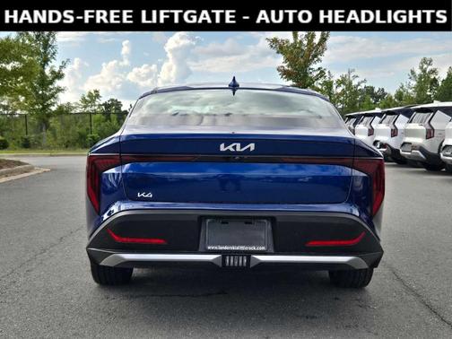 2025 Kia K4 EX