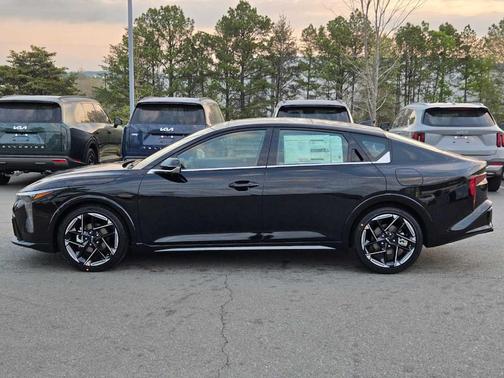 Aurora Black Pearl 2026 Kia K4 GT-LINE