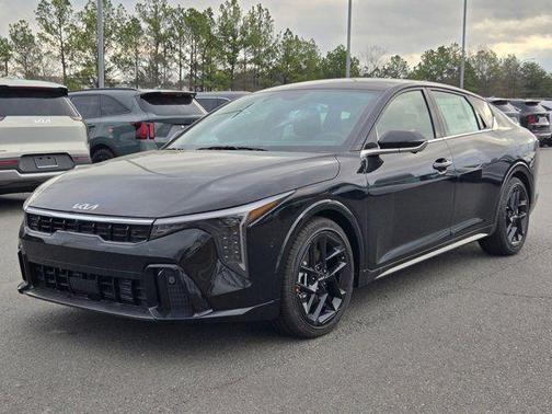 Aurora Black Pearl 2026 Kia K4 GT-LINE