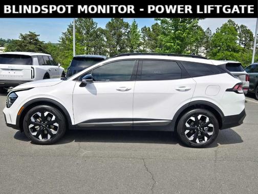 Glacial White Pearl 2024 Kia Sportage X-Line