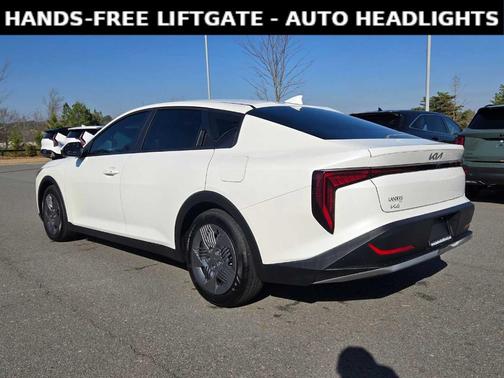 2025 Kia K4 LX