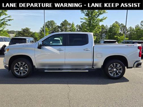 Silver Ice Metallic 2022 Chevrolet Silverado 1500 LT