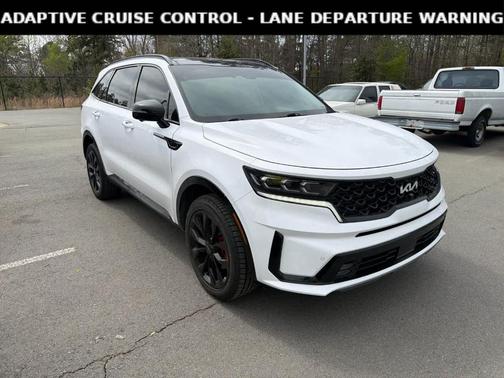 Glacial White Pearl 2023 Kia Sorento SX Prestige