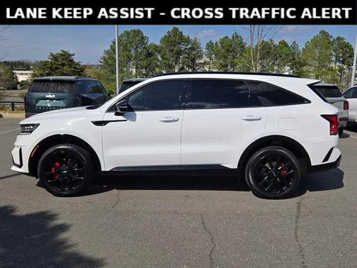 Glacial White Pearl 2023 Kia Sorento SX Prestige