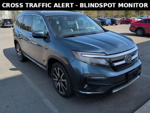 2019 Honda Pilot Touring 8-Passenger