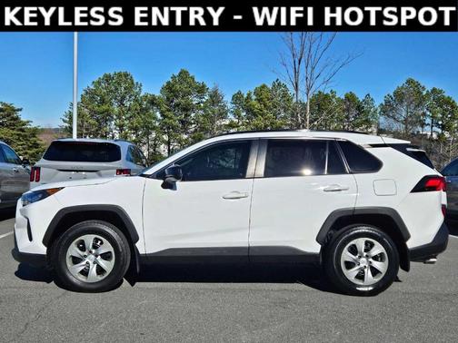 2019 Toyota RAV4 LE