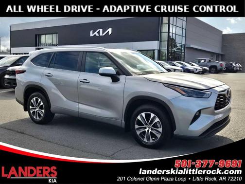 2024 Toyota Highlander XLE