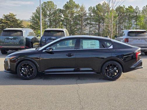 Aurora Black Pearl 2026 Kia K4 GT-LINE