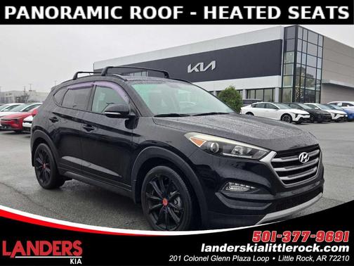 2017 Hyundai TUCSON Night