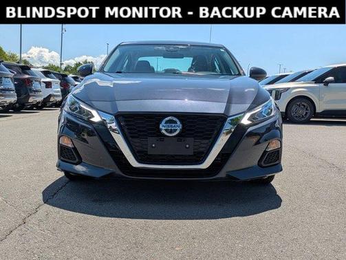 2022 Nissan Altima 2.5 SV