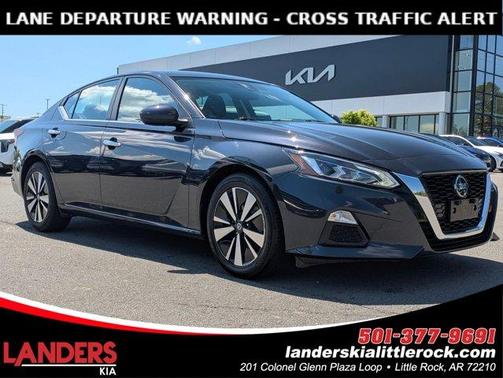 2022 Nissan Altima 2.5 SV