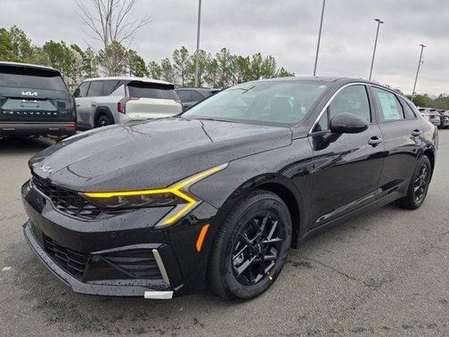 Aurora Black Pearl 2026 Kia K5 LXS