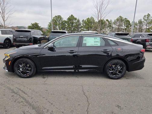 Aurora Black Pearl 2026 Kia K5 LXS