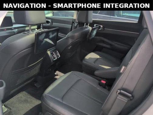 Glacial White Pearl 2025 Kia Sorento EX