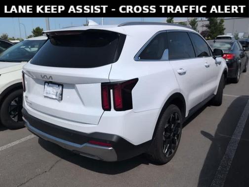 Glacial White Pearl 2025 Kia Sorento EX