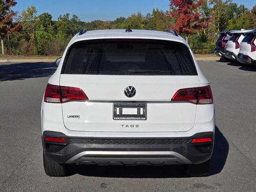 2022 Volkswagen Taos 1.5T S