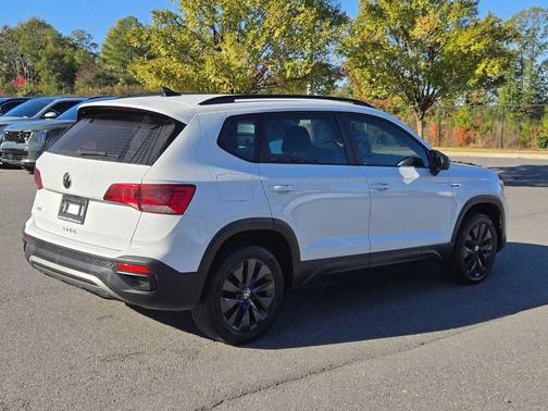 2022 Volkswagen Taos 1.5T S