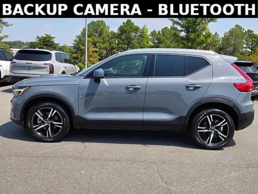 2023 Volvo XC40 B5 Core
