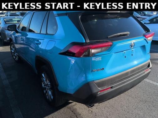 2019 Toyota RAV4 XLE Premium