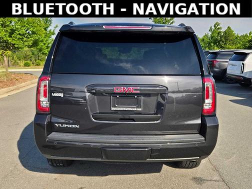 Carbon Black Metallic 2020 GMC Yukon SLT