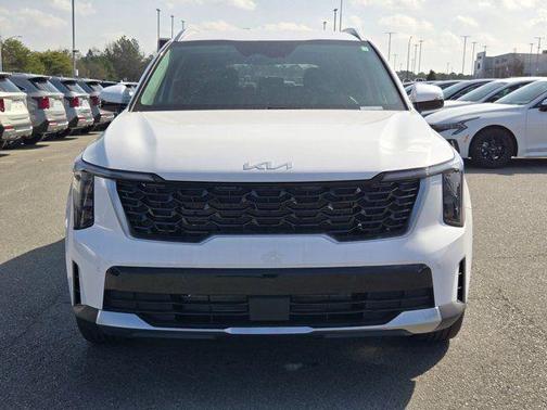 Glacial White Pearl 2026 Kia Sorento S